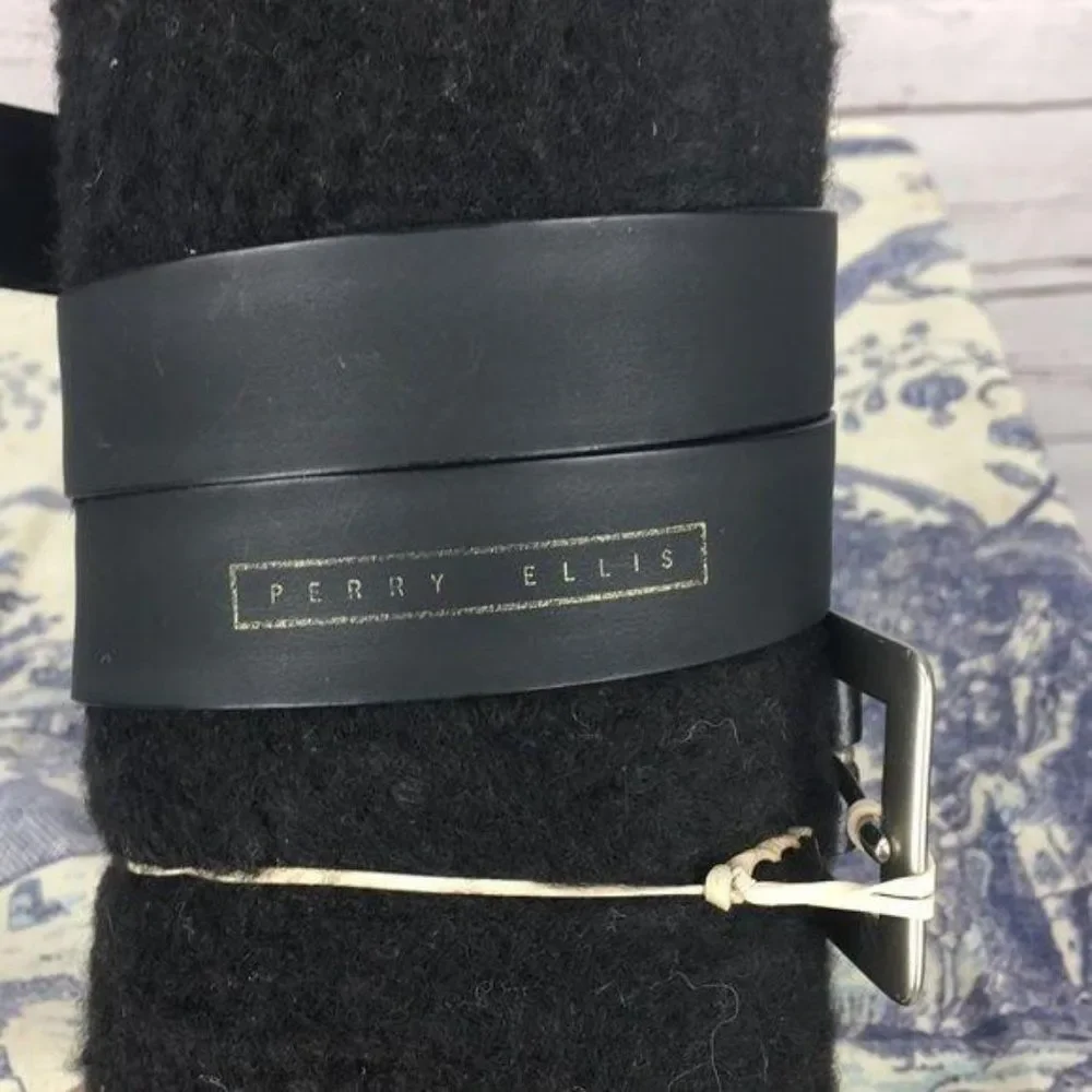 Perry Ellis Black kids Genuine Leather Belt Solid‎ brass buckle size Small